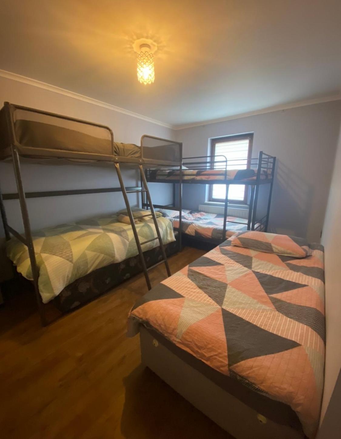 Dorm Room 5-6 People Shared Bathroom Outside Room Dublin Luaran gambar