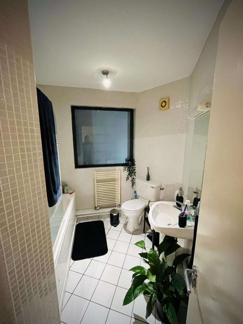 Dorm Room 5-6 People Shared Bathroom Outside Room Dublin Luaran gambar